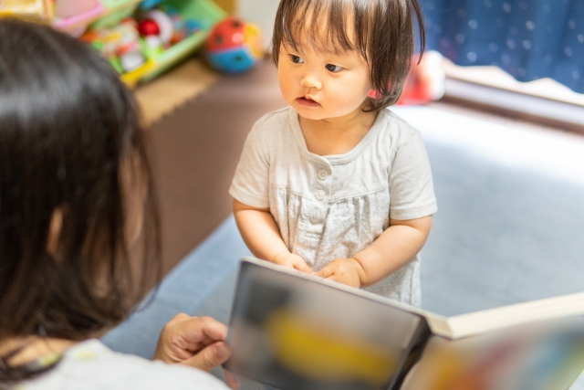 赤ちゃんおはなし会（4月分）